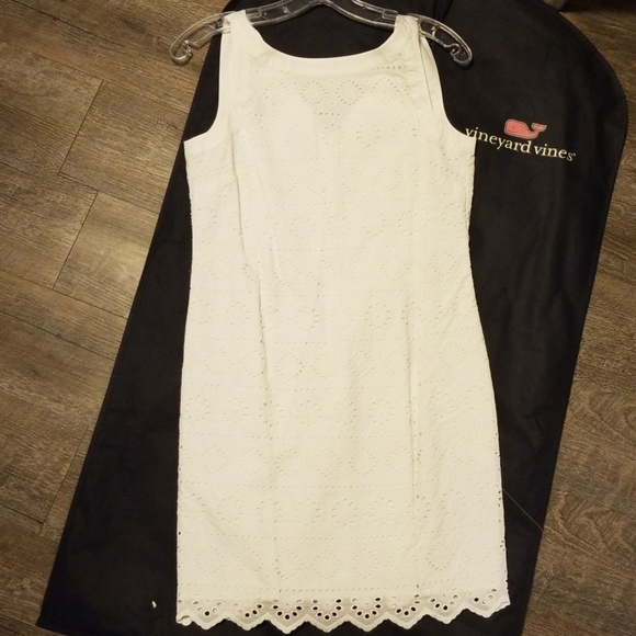 Vineyard Vines white dress - Picture 1 of 5